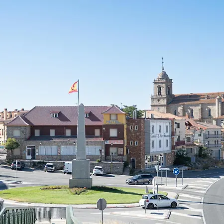El Pilar Hotel *