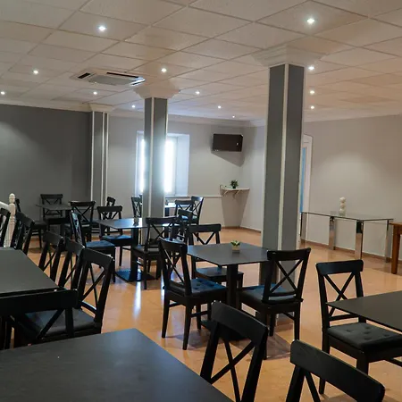 Hotel El Pilar *